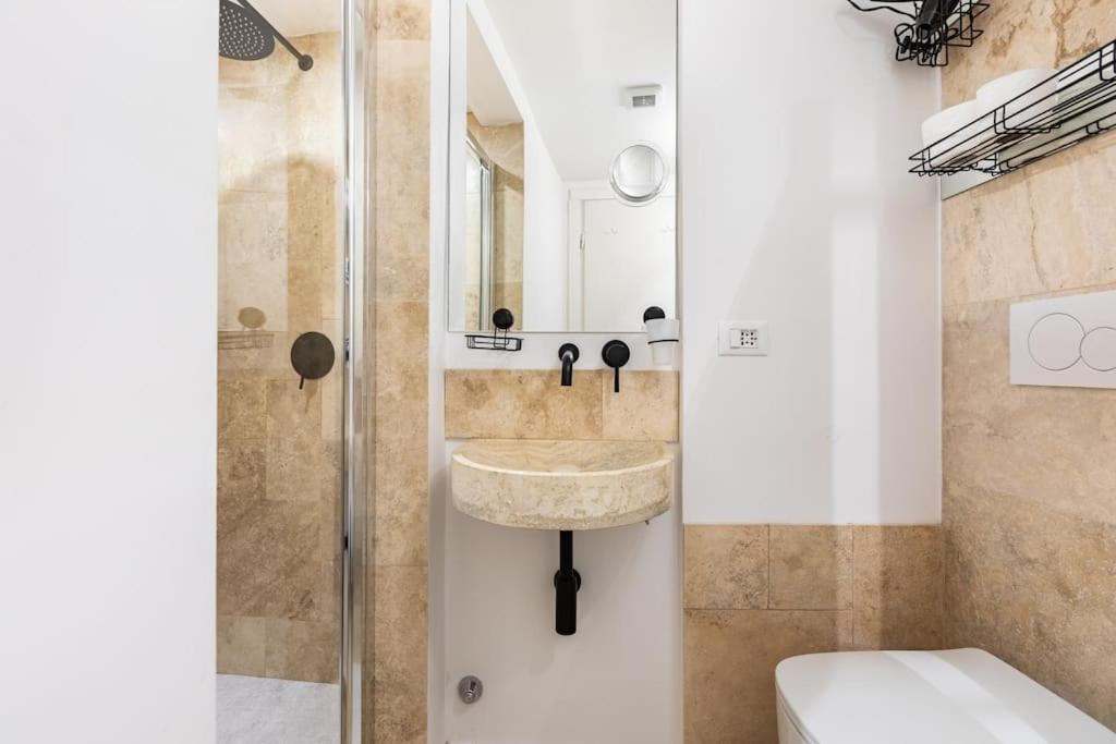 Bottega Augustea Duplex Apartment In Monti Рим Екстер'єр фото
